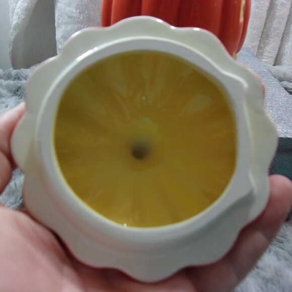 COPY - H-182 VINTAGE HALLMARK LIDDED PUMPKIN JAR/JACK-O-LANTERN TREAT JAR - Picture 7 of 11